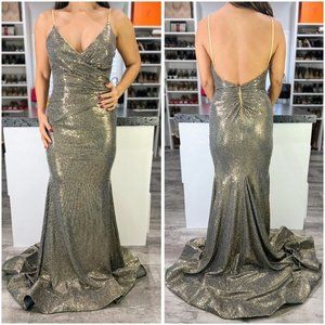 NWT Terani Couture Spaghetti Strap Metallic Fitted Mermaid Formal Gown $385